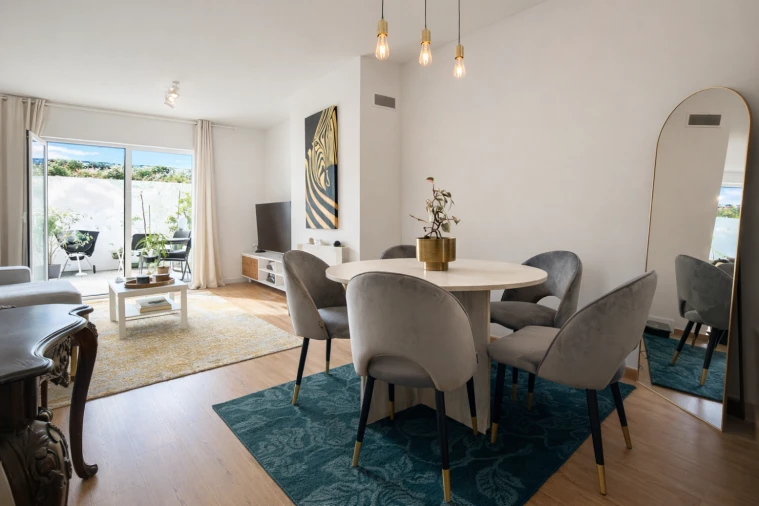 Apartamento T2 para Venda em Vilar de Andorinho Foto 4