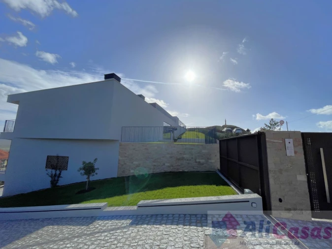 Apartamento T3 para Venda em São Martinho do Porto Foto 25