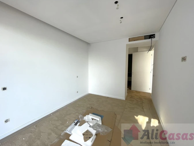 Apartamento T3 para Venda em São Martinho do Porto Foto 16