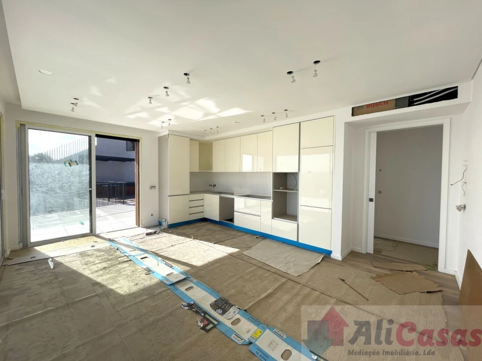 Apartamento T3 para Venda em São Martinho do Porto Foto 14