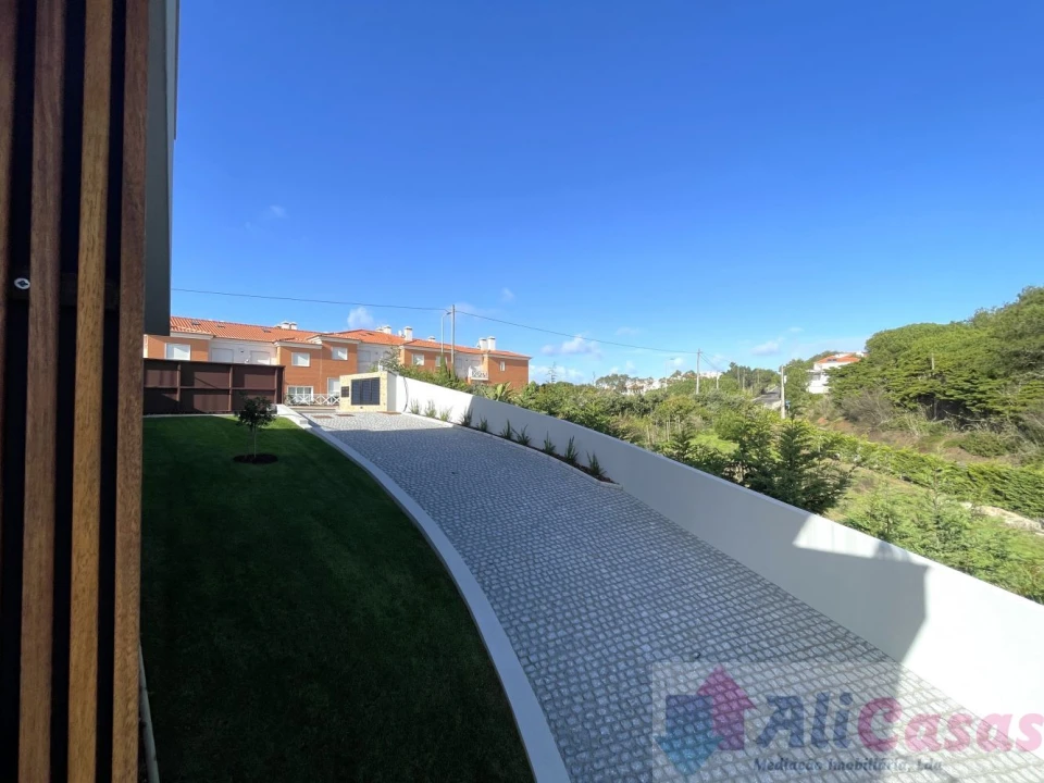 Apartamento T3 para Venda em São Martinho do Porto Foto 21