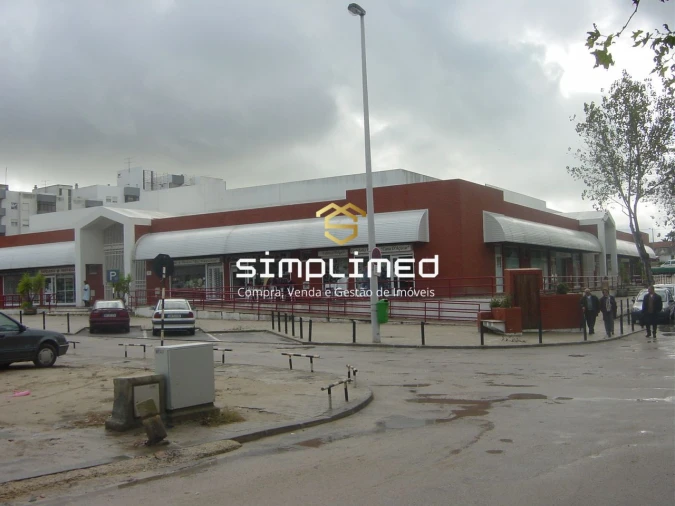 Apartamento T2 para Venda em Barreiro e Lavradio Foto 13