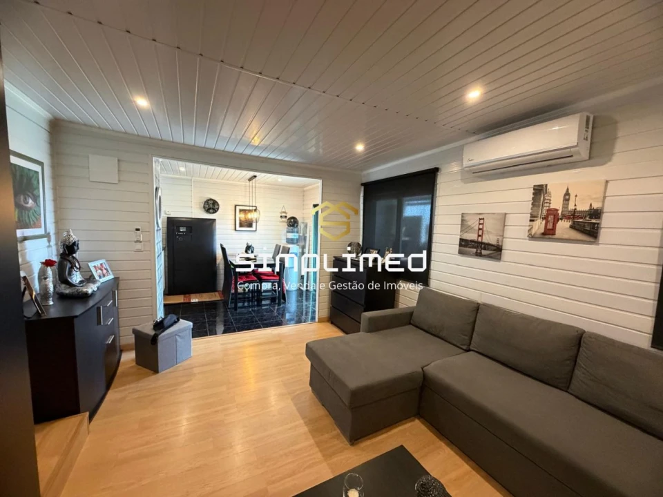 Moradia T2 para Venda em Amora Foto 22