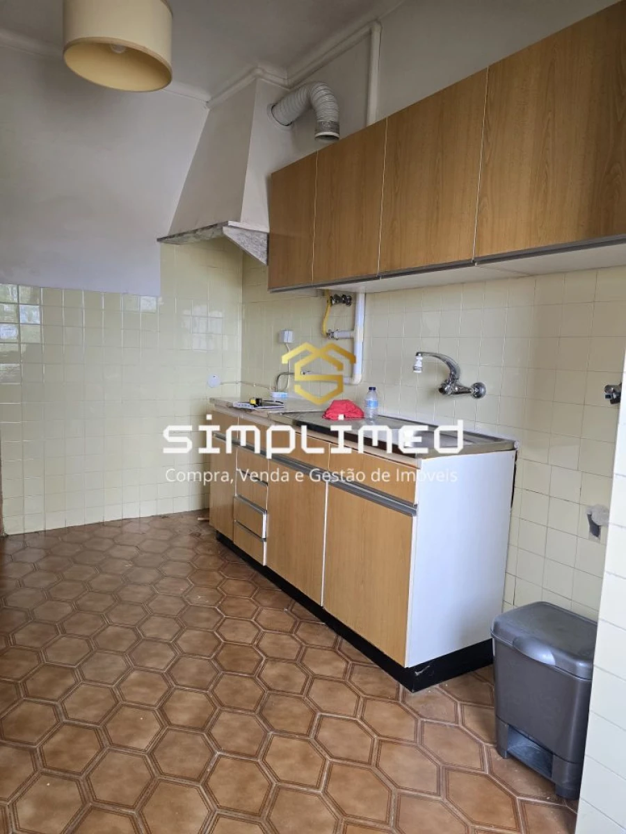 Apartamento T2 para Venda em Barreiro e Lavradio Foto 18