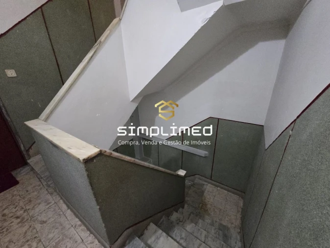 Apartamento T2 para Venda em Barreiro e Lavradio Foto 24