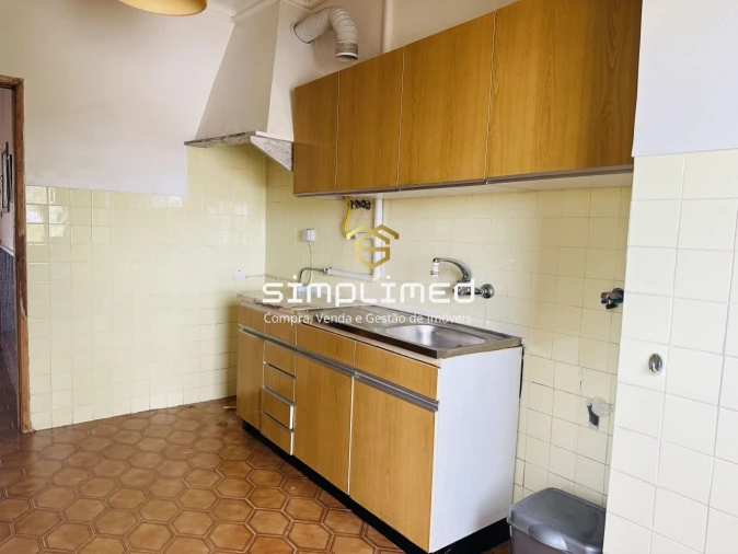 Apartamento T2 para Venda em Barreiro e Lavradio Foto 3