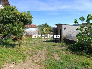 Moradia T4 para Venda em Três Povos