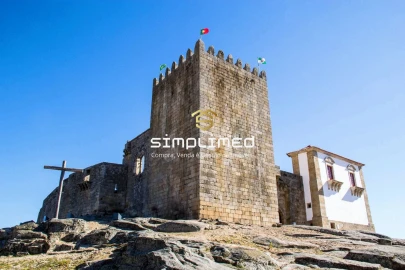 Moradia T4 para Venda em Três Povos