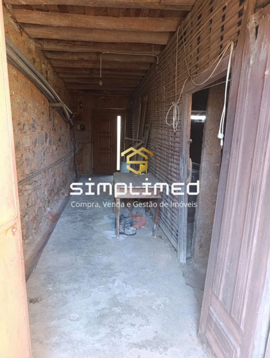 Moradia T4 para Venda em Três Povos Foto 11