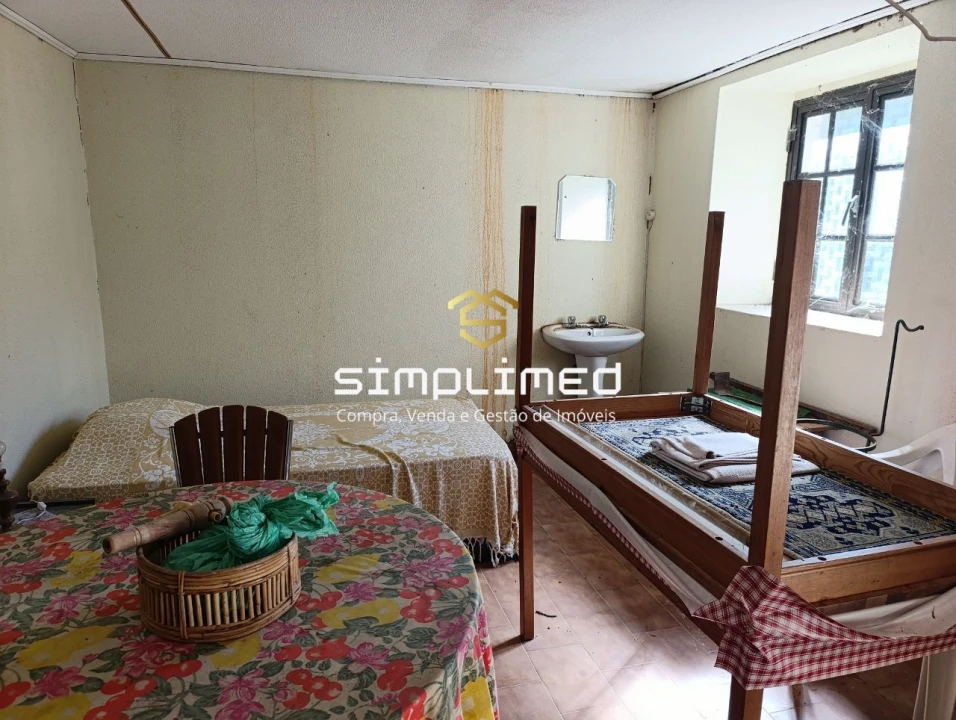 Moradia T4 para Venda em Três Povos Foto 28