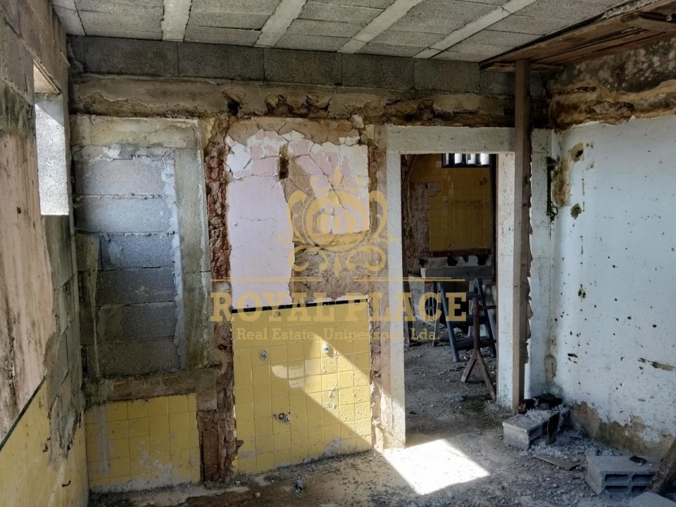 Moradia T2 para Venda em O. Azeméis, Riba-Ul, Ul, Macinhata Seixa, Madail Foto 9