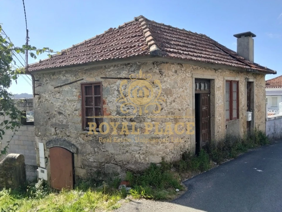 Moradia T2 para Venda em O. Azeméis, Riba-Ul, Ul, Macinhata Seixa, Madail Foto 2