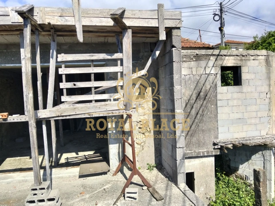 Moradia T2 para Venda em O. Azeméis, Riba-Ul, Ul, Macinhata Seixa, Madail Foto 12
