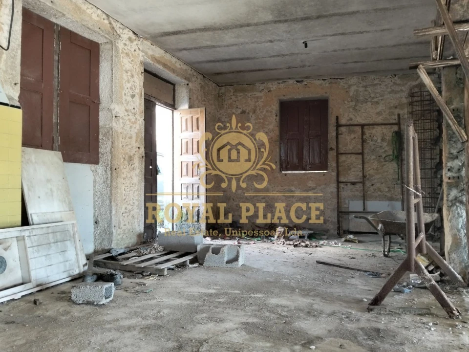 Moradia T2 para Venda em O. Azeméis, Riba-Ul, Ul, Macinhata Seixa, Madail Foto 7