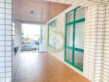 Loja para Venda em Aver-O-Mar, Amorim e Terroso