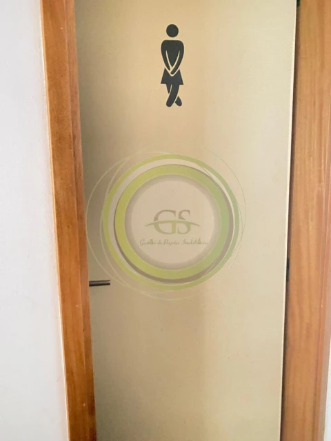 Loja para Venda em Aver-O-Mar, Amorim e Terroso