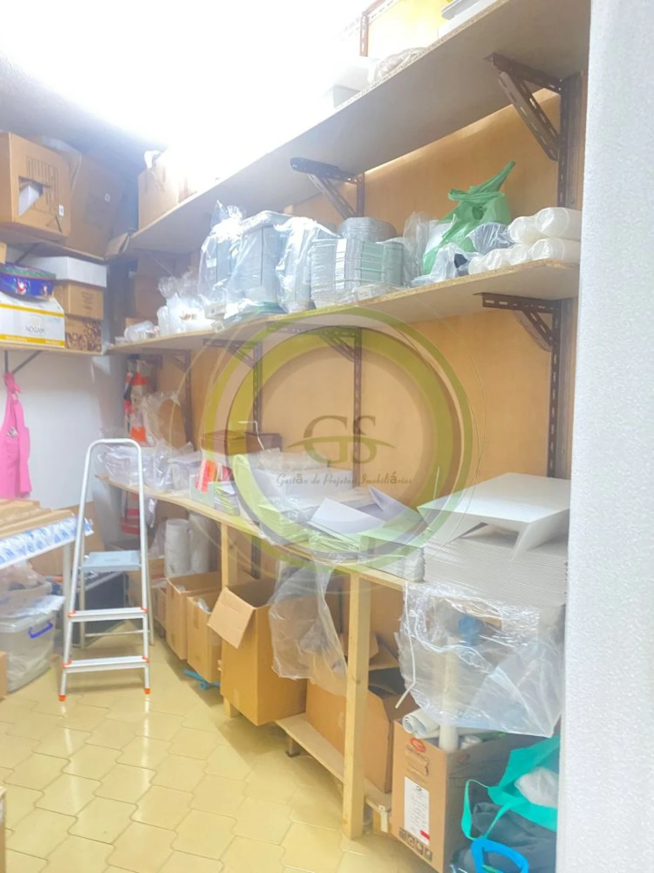 Loja para Trespasse em Aver-O-Mar, Amorim e Terroso Foto 12