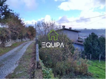 Moradia T3 para Venda em Torrados e Sousa