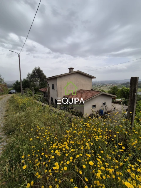 Moradia T3 para Venda em Torrados e Sousa