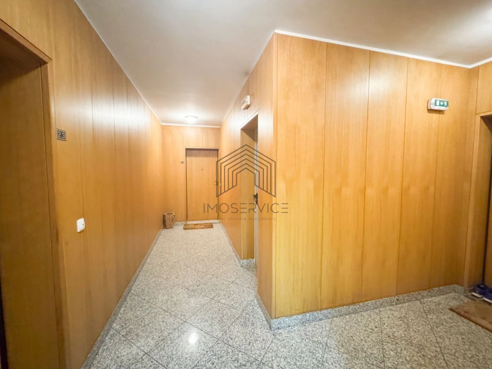 Apartamento T2 para Venda em Canidelo Foto 4