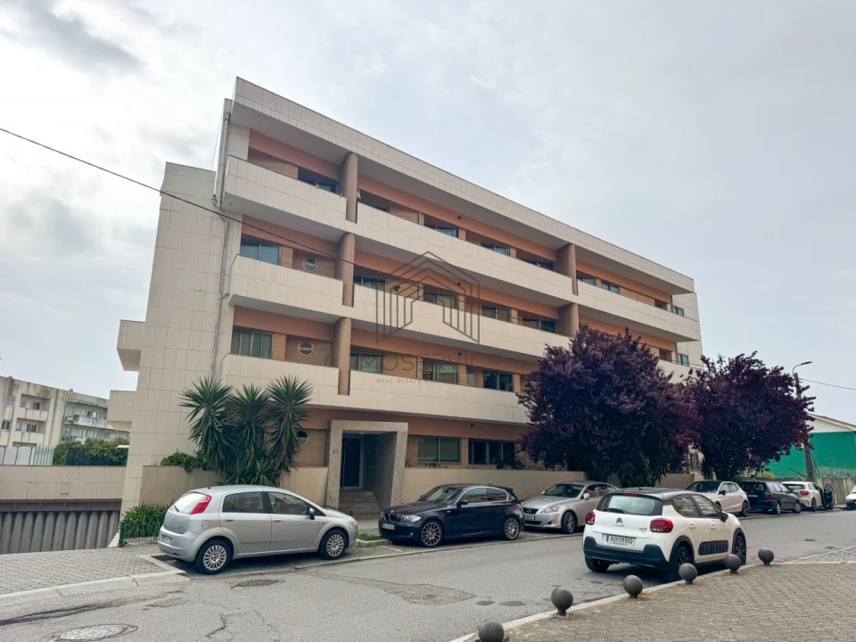 Apartamento T2 para Venda em Canidelo Foto 3