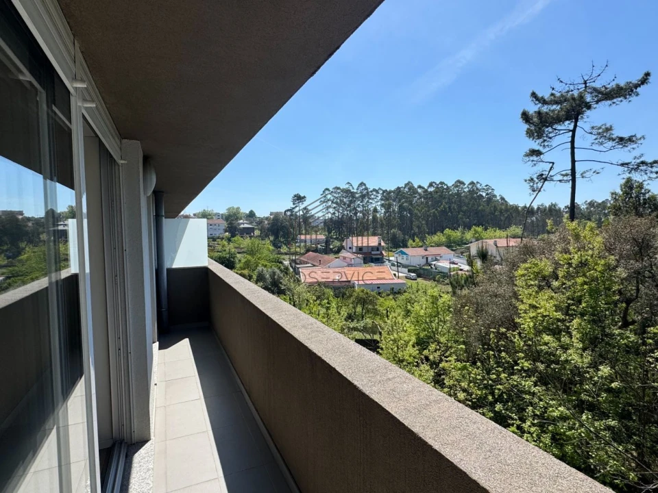 Apartamento T2 para Venda em Lourosa Foto 1