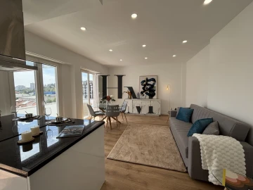 Apartamento T3 para Venda em Benfica