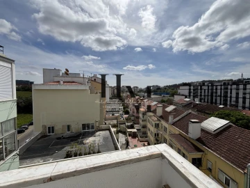 Apartamento T3 para Venda em Benfica
