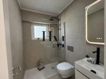 Apartamento T3 para Venda em Benfica