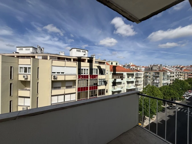 Apartamento T3 para Venda em Benfica Foto 18