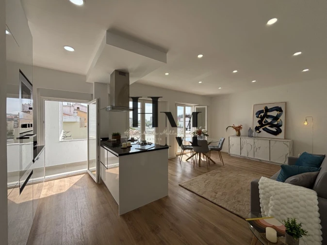 Apartamento T3 para Venda em Benfica Foto 2