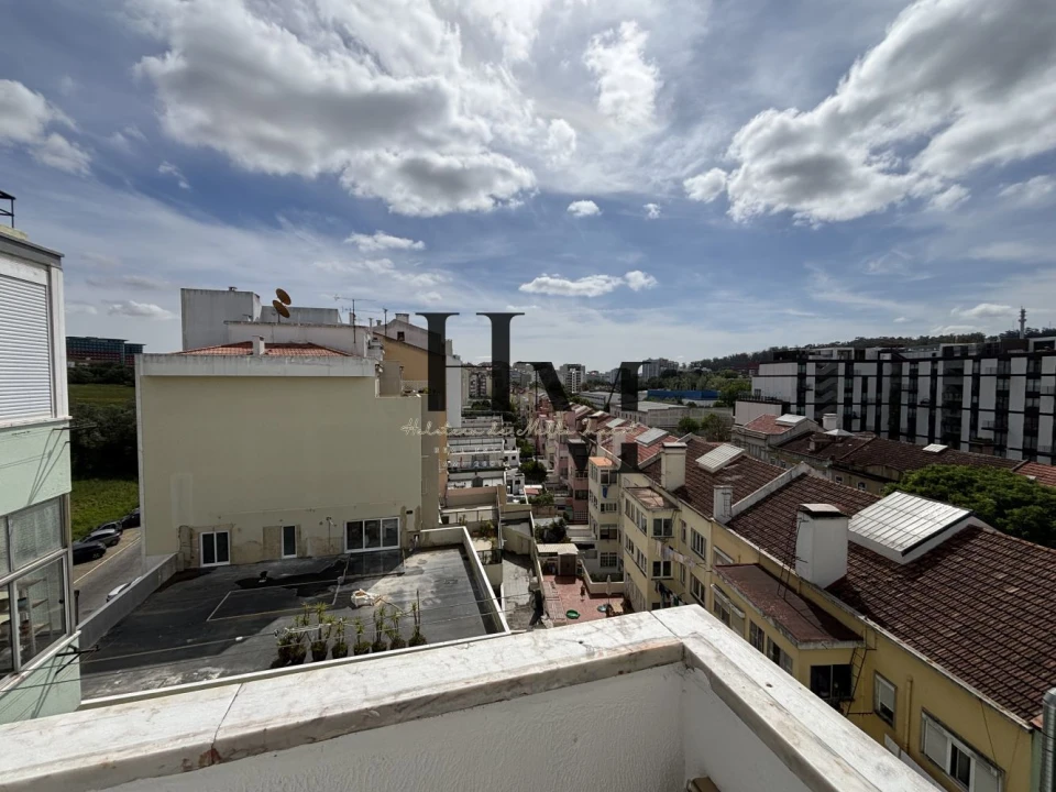 Apartamento T3 para Venda em Benfica Foto 19
