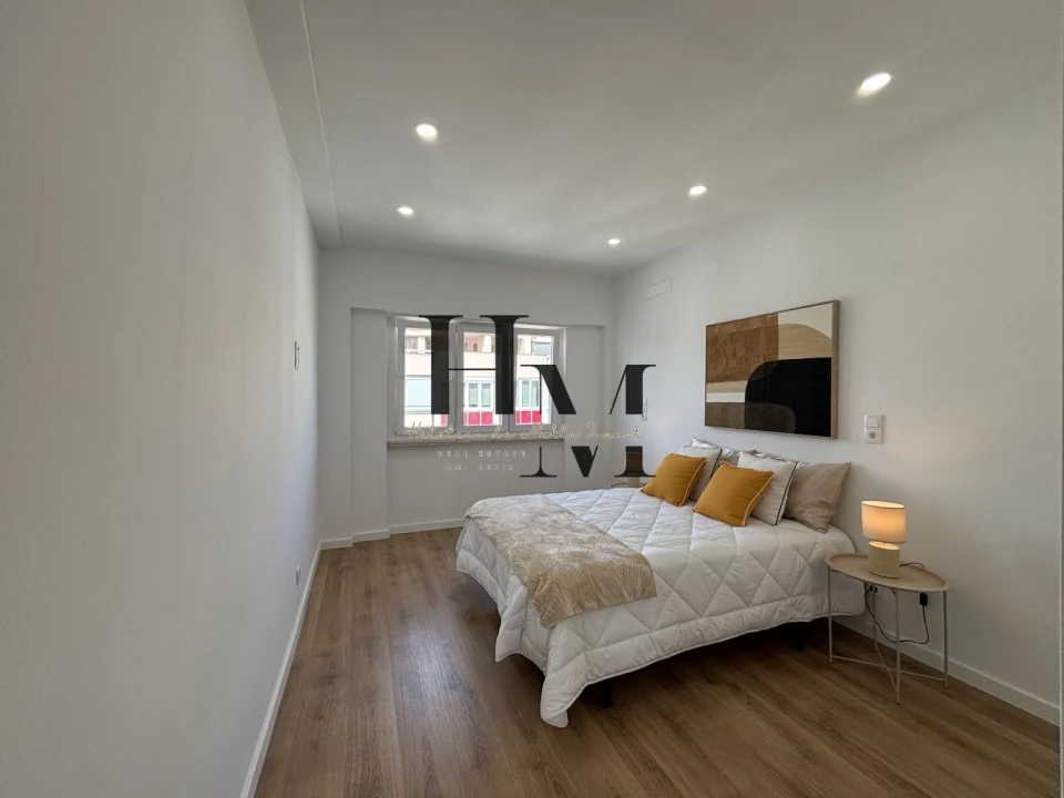 Apartamento T3 para Venda em Benfica Foto 6