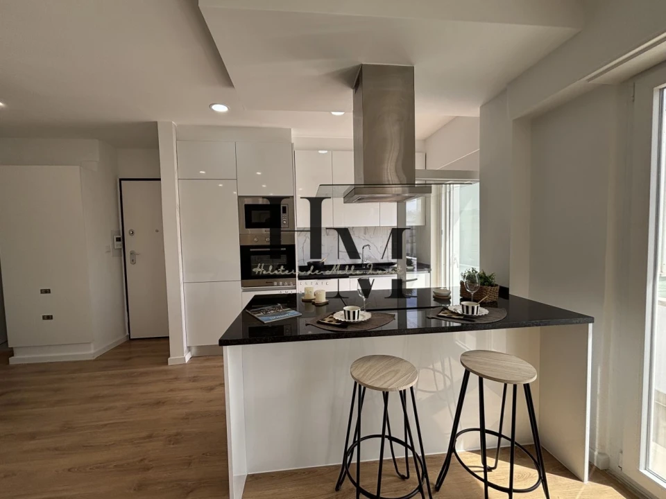 Apartamento T3 para Venda em Benfica Foto 5