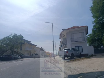 Moradia T9 para Venda em Oliveira do Hospital e São Paio de Gramaços