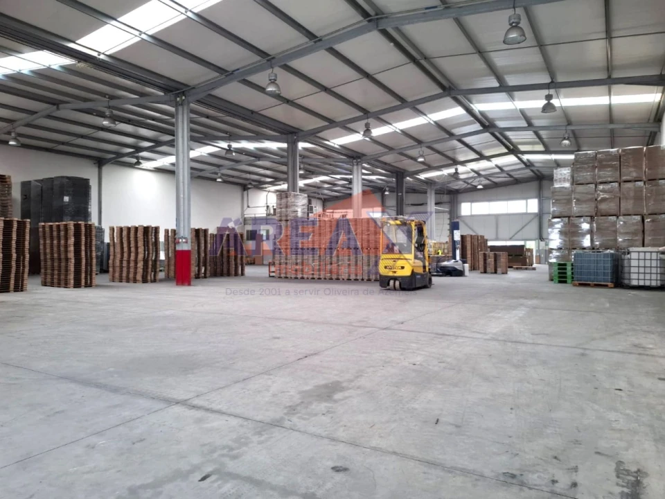 Armazém para Venda em Ovar, São João, Arada e São Vicente de Pereira Jusã Foto 1