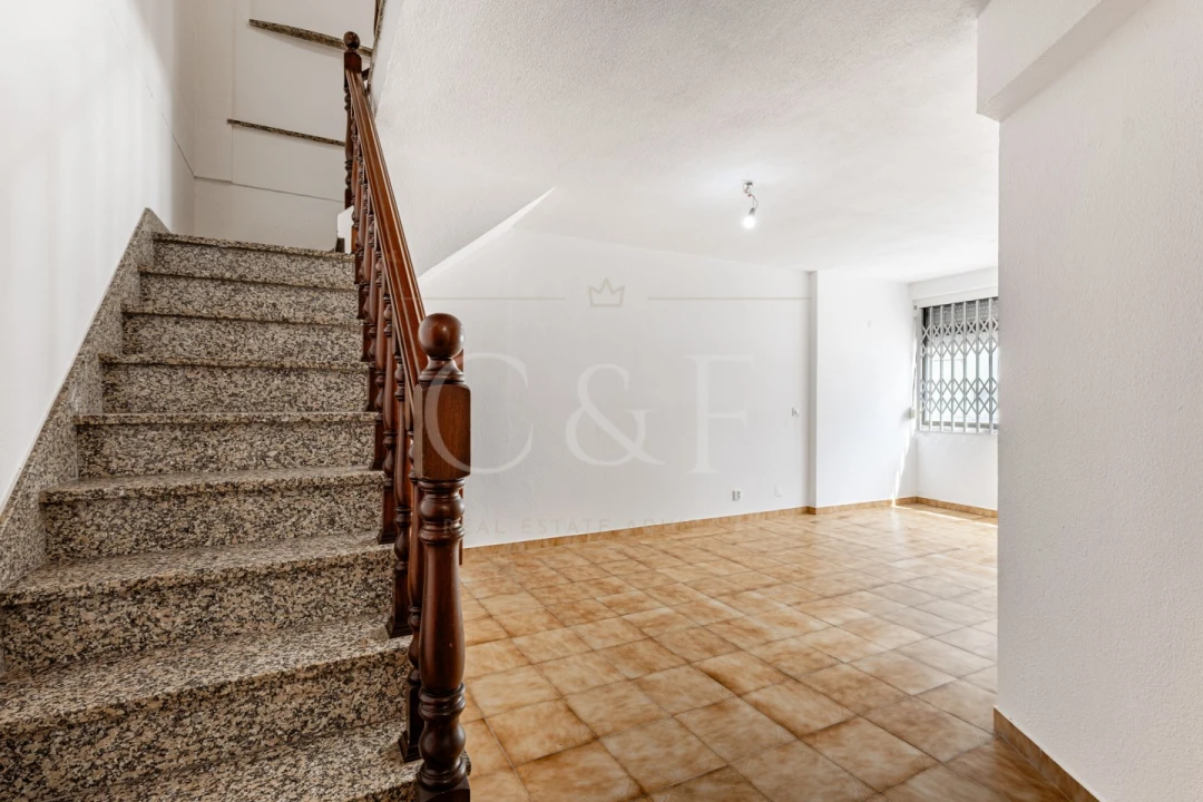 Apartamento T3 para Venda em Costa da Caparica Foto 17