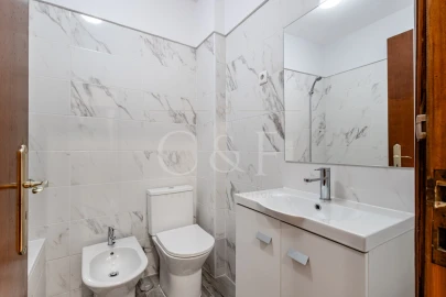 Apartamento T3 para Venda em Costa da Caparica