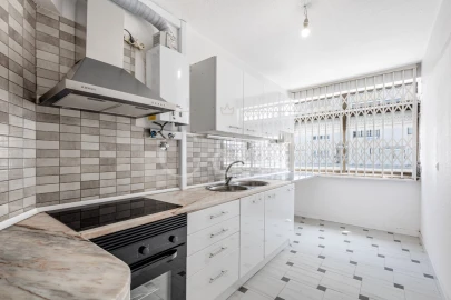 Apartamento T3 para Venda em Costa da Caparica