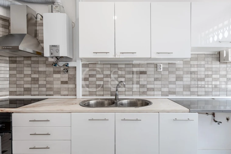 Apartamento T3 para Venda em Costa da Caparica Foto 10