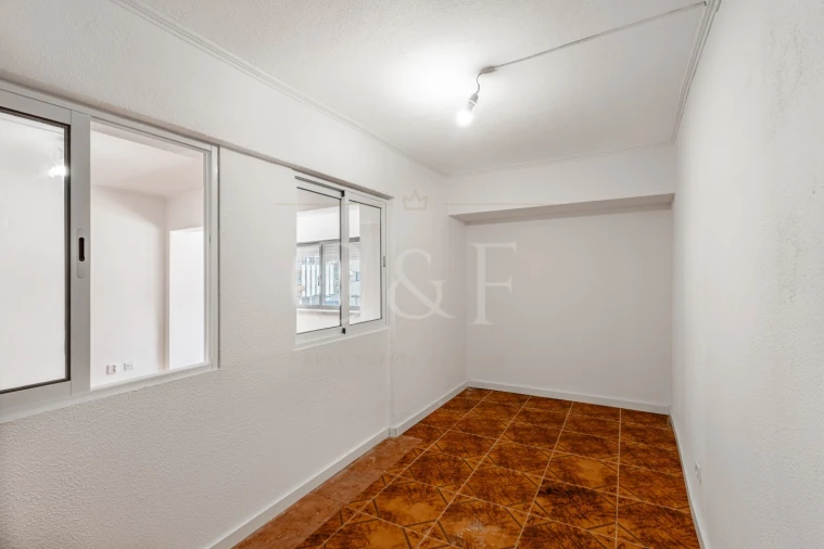 Apartamento T3 para Venda em Costa da Caparica Foto 28