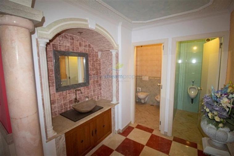 Moradia T4 para Venda em Santa Barbara de Nexe Foto 16