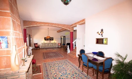 Moradia T4 para Venda em Loule (São Sebastião)