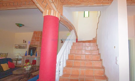 Moradia T4 para Venda em Loule (São Sebastião)