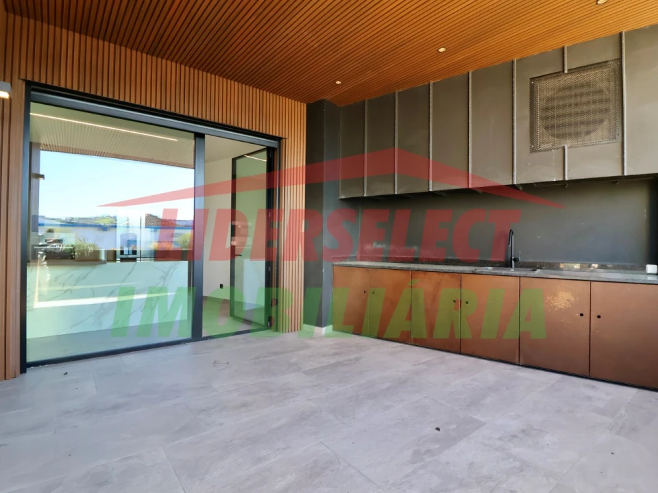 Apartamento T3 para Venda em Lourinhã e Atalaia Foto 8