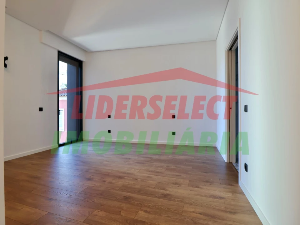 Apartamento T3 para Venda em Lourinhã e Atalaia Foto 22