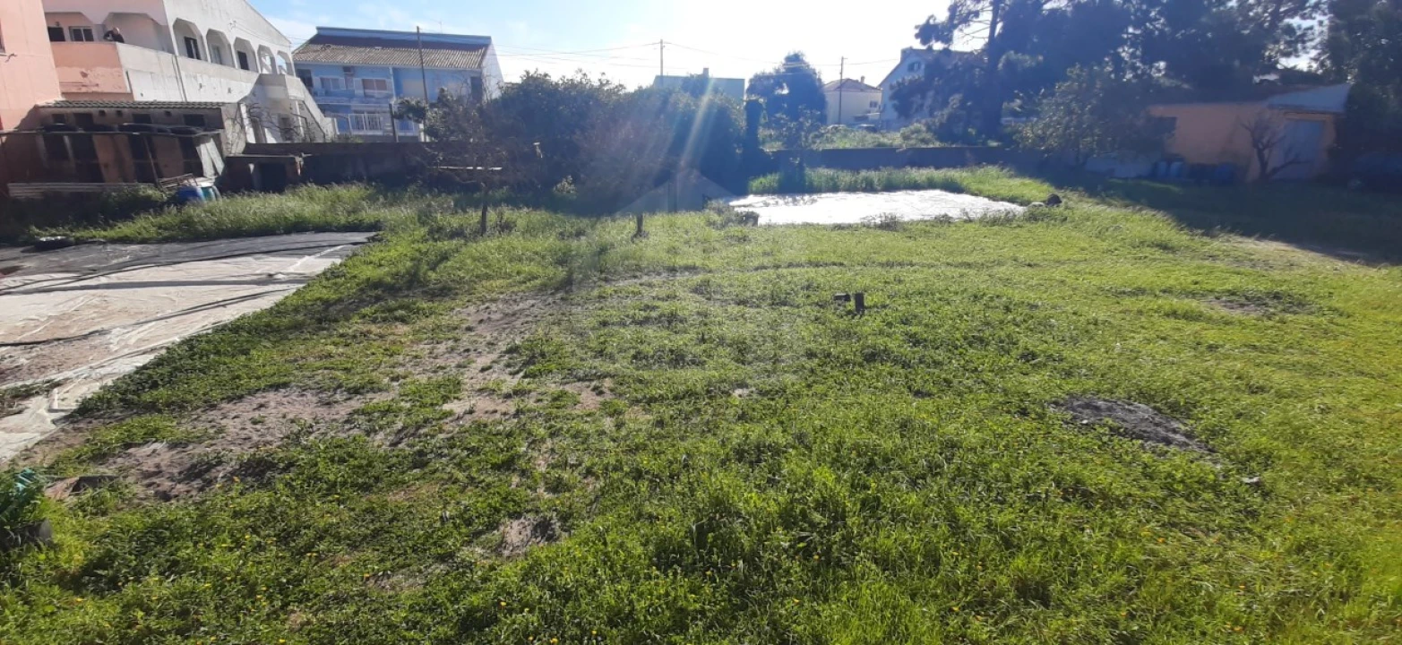 Terreno para Venda em Quinta do Conde Foto 11