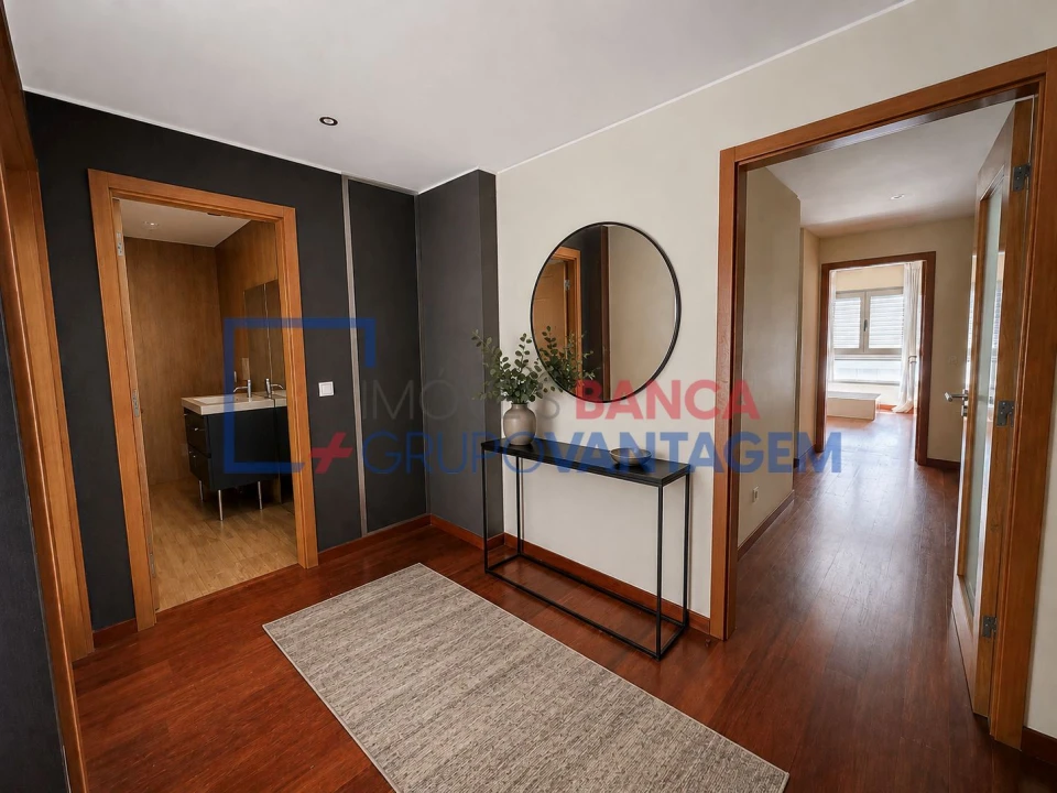 Apartamento T3 para Venda em Ramalde Foto 3