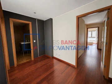 Apartamento T3 para Venda em Ramalde