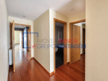 Apartamento T3 para Venda em Ramalde